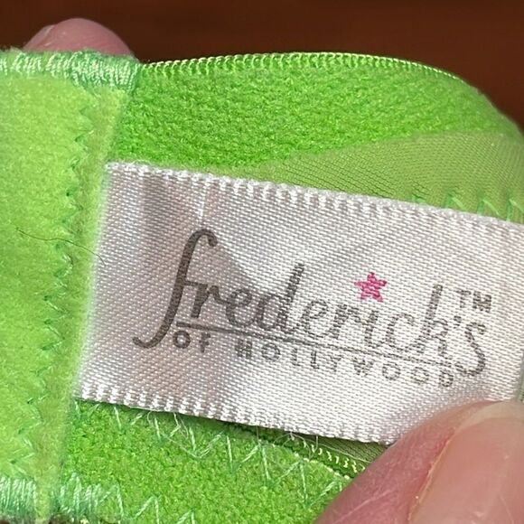 Vtg Frederick’s Bright Green blue Underwire Lace Bra 34D/DD - Picture 6 of 7